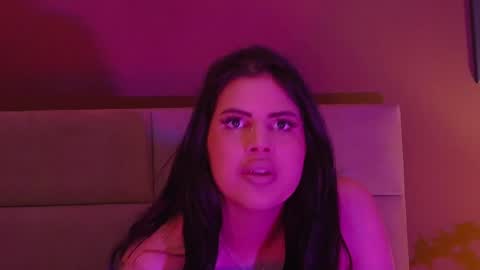 Snapshot of juliaharveyy chatting on 2, 2, 2025 Julia online show from 2, 2, 2025