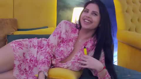 Snapshot of juliaharveyy chatting on 7, 3, 2025 Julia online show from 7, 3, 2025