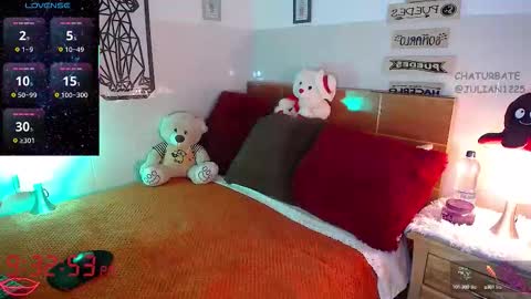 Julian online show from 12, 10, 2025