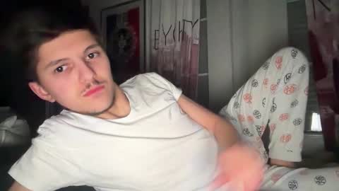 Julian1265 online show from 2, 3, 2026