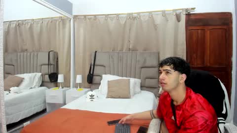 Snapshot of julian_billy chatting on 5, 1, 2025 julian billy online show from 5, 1, 2025