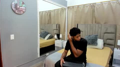 Snapshot of julian_billy chatting on 15, 1, 2025 julian billy online show from 15, 1, 2025