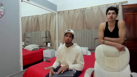 Snapshot of julian_billy chatting on 24, 1, 2025 julian billy online show from 24, 1, 2025