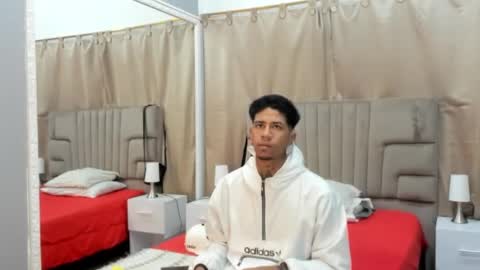 Snapshot of julian_billy chatting on 27, 1, 2025 julian billy online show from 27, 1, 2025