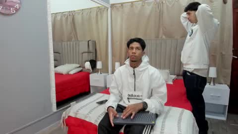 Snapshot of julian_billy chatting on 4, 2, 2025 julian billy online show from 4, 2, 2025