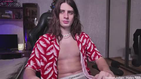 Snapshot of julian_cassablanca chatting on 17, 1, 2026 julian_cassablanca online show from 17, 1, 2026