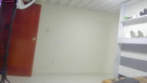 Juliana  01 online show from 19, 12, 2025