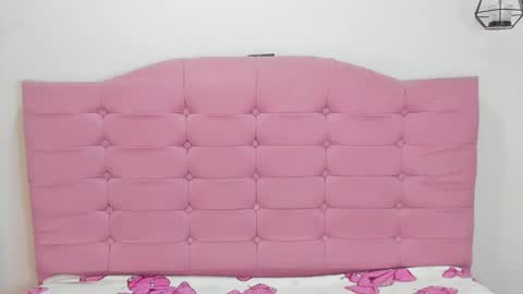 Snapshot of juliana_ls chatting on 19, 11, 2025 Juliana online show from 19, 11, 2025