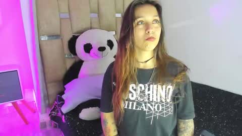 JulianaCarter online show from 8, 9, 2025
