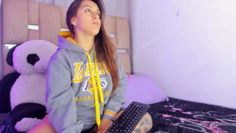 JulianaCarter online show from 12, 10, 2025