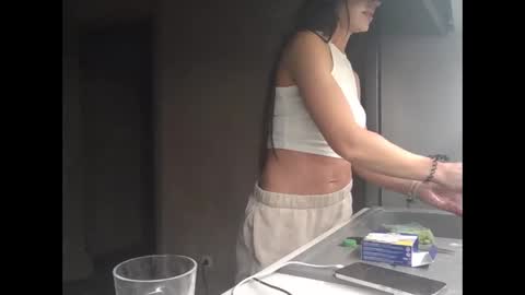 julianagold1 online show from 27, 12, 2024