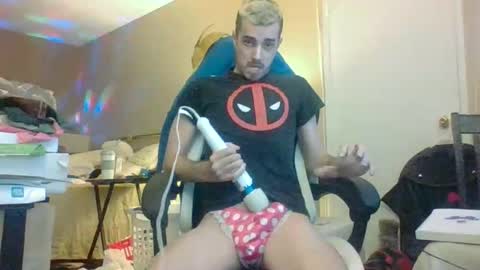 Snapshot of julianjj2001 chatting on 29, 10, 2025 julianjj2001 online show from 29, 10, 2025