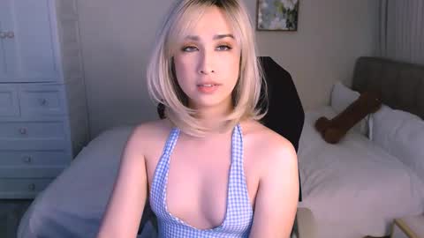 juliarichards online show from 4, 12, 2025