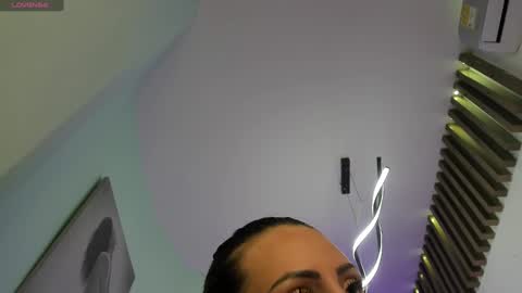 Julias online show from 25, 1, 2025