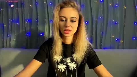 Snapshot of juliastar41 chatting on 29, 10, 2025 Yulya online show from 29, 10, 2025