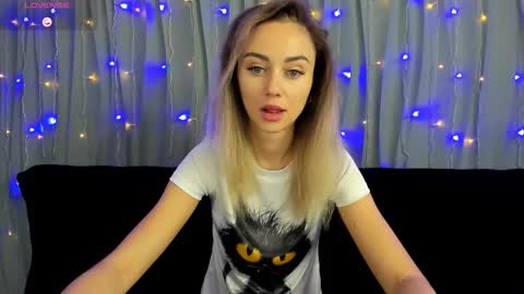 Snapshot of juliastar41 chatting on 13, 11, 2025 Yulya online show from 13, 11, 2025