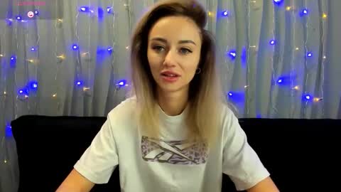 Snapshot of juliastar41 chatting on 15, 11, 2025 Yulya online show from 15, 11, 2025