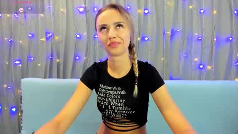 Snapshot of juliastar41 chatting on 28, 11, 2025 Yulya online show from 28, 11, 2025