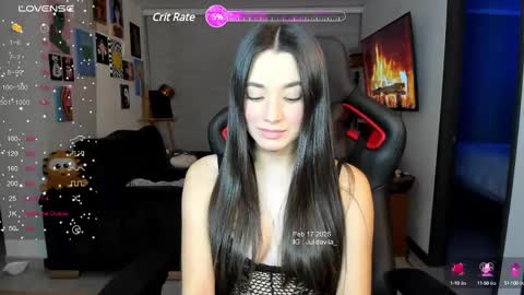 Snapshot of julidavila chatting on 18, 2, 2025 Jeimy Help me to reach 100 thumbs up online show from 18, 2, 2025