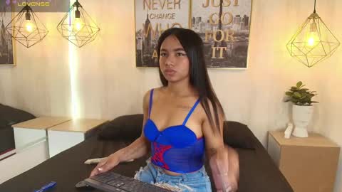 julie coper online show from 10, 9, 2025