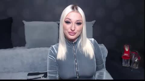 julia online show from 25, 2, 2025