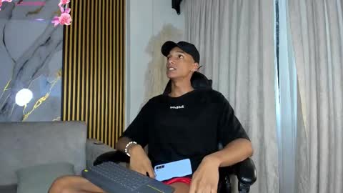 Julien online show from 25, 11, 2025