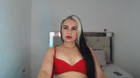 julieta__fox_ online show from 11, 1, 2025