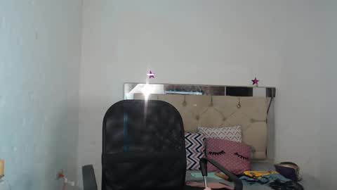 julieta__fox_ online show from 3, 3, 2025
