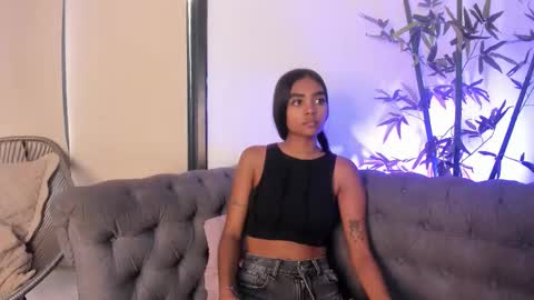 Juli online show from 5, 1, 2026