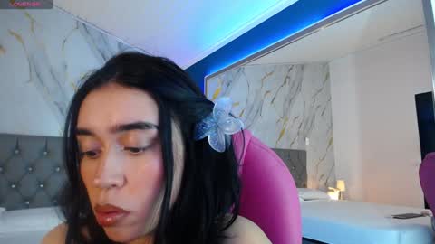 Snapshot of julieta_de_los_angeles chatting on 20, 1, 2025 Julieta online show from 20, 1, 2025