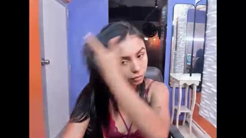 Snapshot of julieta_fn chatting on 4, 11, 2025 julieta_fn online show from 4, 11, 2025