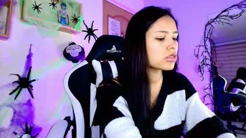 juli online show from 26, 10, 2025