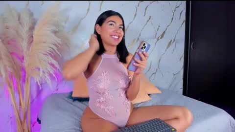 Snapshot of julietagames69 chatting on 18, 3, 2026 Julieth Gomez online show from 18, 3, 2026