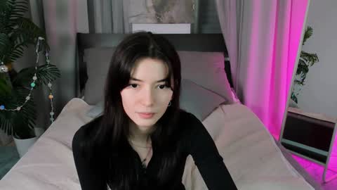 Julieta or Jully online show from 15, 12, 2024