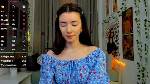 Julieta or Jully online show from 18, 12, 2024