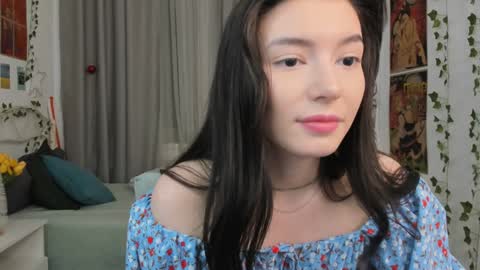 Julieta or Jully online show from 6, 1, 2025
