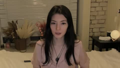 Julieta or Jully online show from 14, 2, 2025