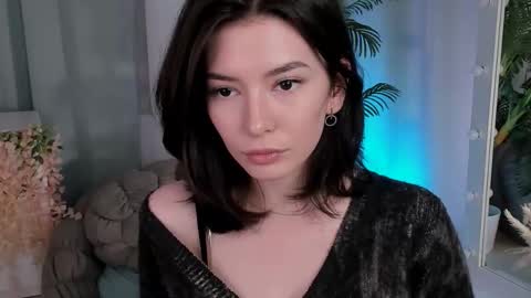 Julieta or Jully online show from 11, 10, 2025