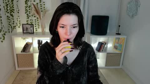 Snapshot of julietaromaniss chatting on 19, 10, 2025 Julieta or Jully online show from 19, 10, 2025