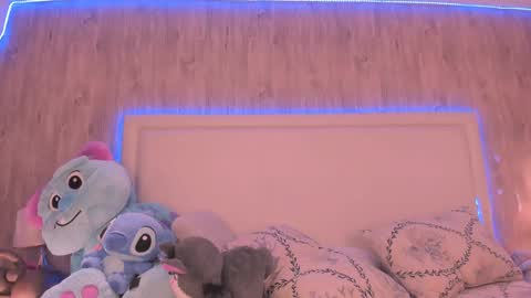 Julieta Vargas online show from 28, 12, 2024