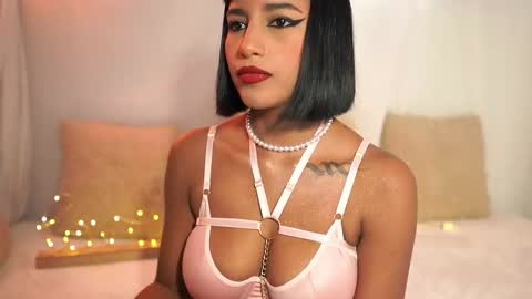 julietawinona online show from 4, 12, 2025