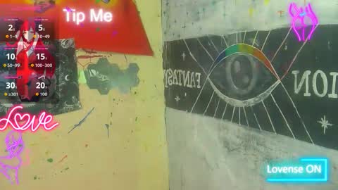 Julieth Wolf online show from 15, 10, 2025