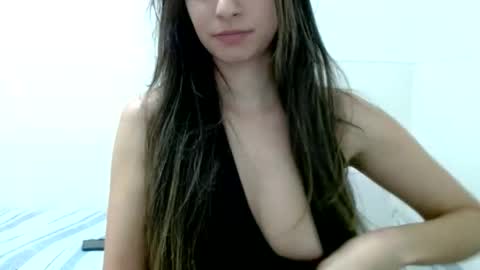 julietolentino_silva online show from 25, 9, 2025