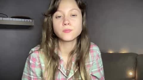 julietsensation online show from 16, 9, 2025