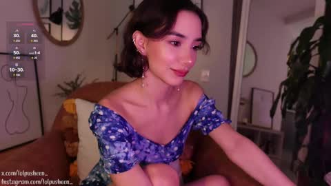 Juliette Dee online show from 8, 1, 2025