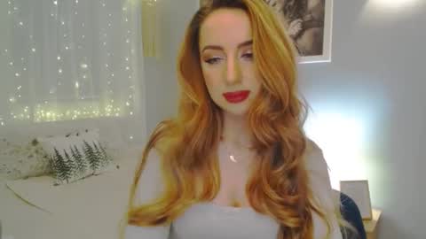 JulietteSensual online show from 8, 1, 2025