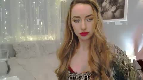 JulietteSensual online show from 12, 1, 2025
