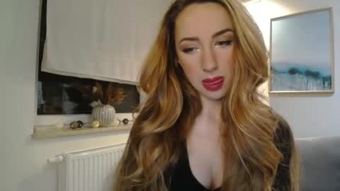 JulietteSensual online show from 7, 3, 2025