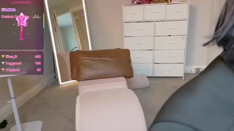 Julie online show from 27, 2, 2026