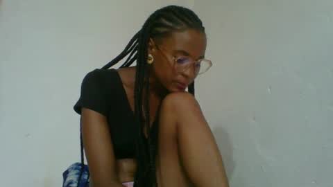 juliexexy online show from 5, 2, 2025